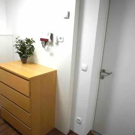 Apartment Mini In Im Souterrain *