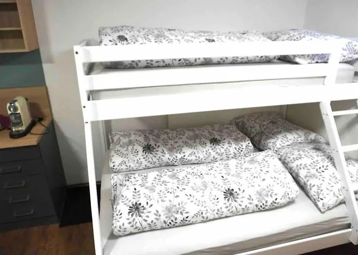 Mini In Im Souterrain *